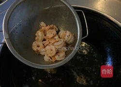 翡翠虾仁的做法图解6