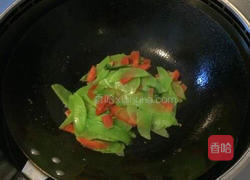 翡翠虾仁的做法图解7