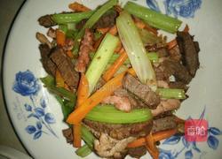 西芹胡萝卜炒双肉的做法图解4
