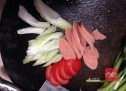 西红柿鸡蛋蔬菜面的做法图解2