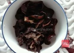 洋葱木耳炒黄瓜的做法图解5