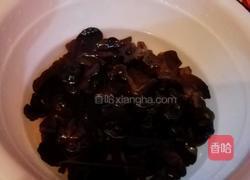 木耳肉丝的做法图解1