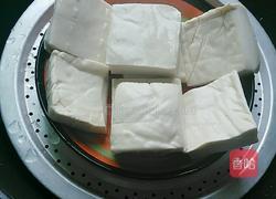 家常炖豆腐的做法图解1