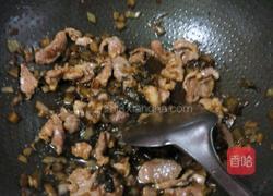 酸菜肉片的做法图解4