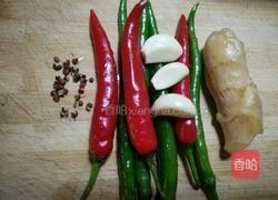 双椒金线鱼干的做法图解2