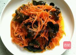 胡萝卜炒木耳的做法图解6