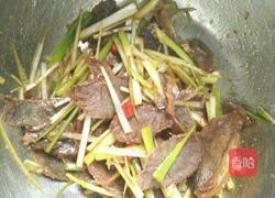 葱拌牛肉的做法图解3
