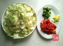 清炒圆白菜的做法图解1