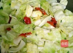 清炒圆白菜的做法图解3