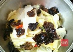 木耳炒白菜―家常菜的做法图解5