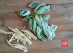 胡萝卜炒西蓝花的做法图解4