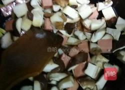 青椒炒香菇的做法图解7