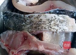 酸菜炆鱼的做法图解3