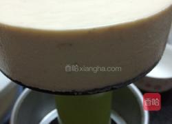 草莓慕斯蛋糕的做法图解15