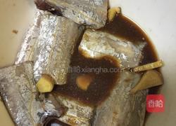 糖醋带鱼的做法图解1