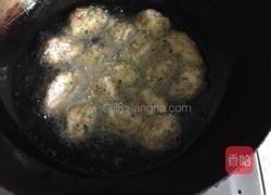 焦溜素丸子的做法图解7