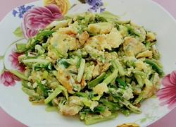 蒜苗炒鸡蛋
