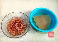 鱿鱼干花生排骨汤的做法图解1