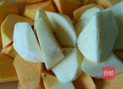 红薯粉蒸肉的做法图解1