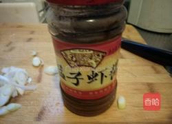 乌鱼虾酱炒鸡蛋的做法图解2