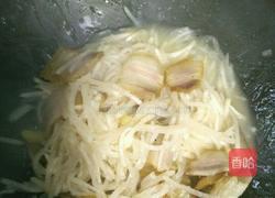 腊肉烩萝卜丝的做法图解5
