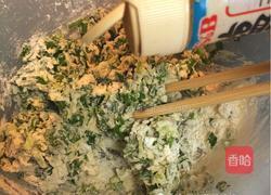 香煎韭菜饼的做法图解3