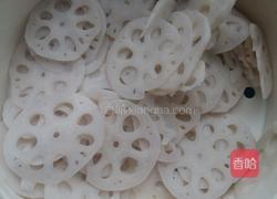 麻辣藕片的做法图解2