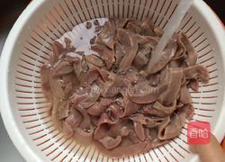 秘制红汤猪腰的做法图解7