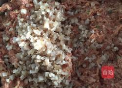 红焖狮子头的做法图解1