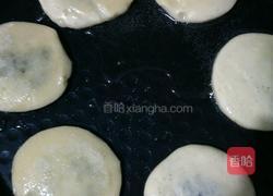 糯米小米面黑芝麻饼的做法图解6