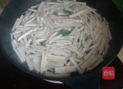 杏鲍菇炒肉的做法图解2