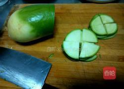 香菇炒萝卜的做法图解1