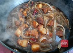 红烧肉炖宽粉的做法图解11