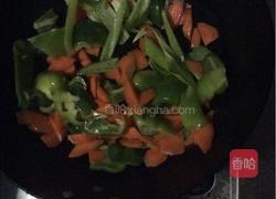 炒木耳腐竹黄花菜的做法图解5