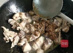 鸡架炒冬瓜的做法图解2