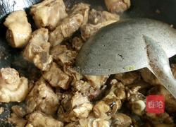 鸡架炒冬瓜的做法图解3