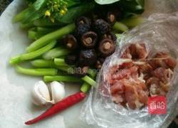 香菇油菜炒肉片的做法图解1