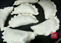 家常韭菜盒的做法图解7