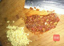 芹菜和韭菜饺子的做法图解2