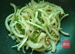 青椒炒洋葱的做法图解6