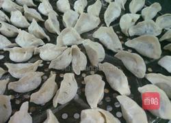 猪肉白菜木耳饺子的做法图解5