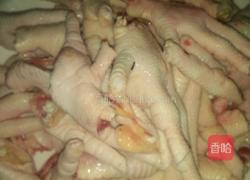 蒜香泡凤爪的做法图解1