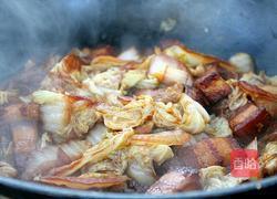 大白菜炖红烧肉的做法图解11