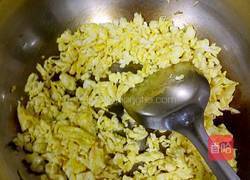 葫子鸡蛋水饺的做法图解2