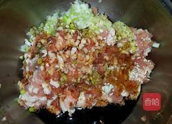 三鲜水饺的做法图解1