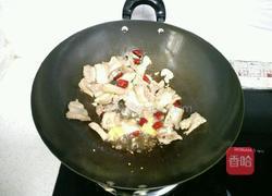 五花肉烧干豆角的做法图解3