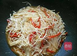 金针菇炒肉丝的做法图解7