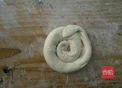 葱油饼的做法图解7