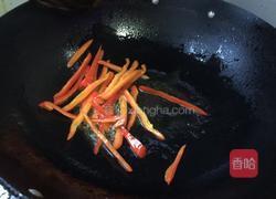 白菜杆炒肉的做法图解5