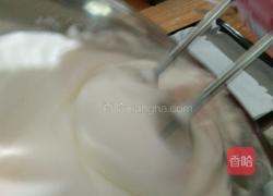 戚风蛋糕的做法图解6